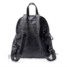 Load image into Gallery viewer, Cross body BackpackPayne Atelier ChicagoCross body Classic Small Backpack for Woman - Classic Black Color